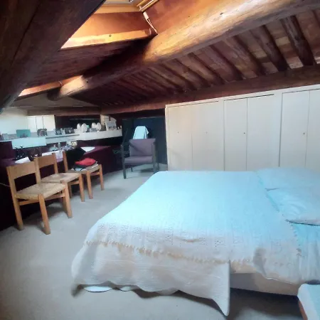 Holiday home Maison Atypique *